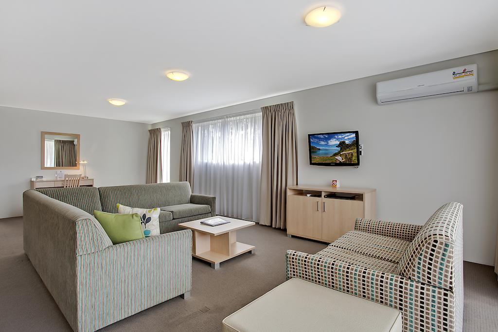 Quality Suites Pioneer Sands Wollongong Dış mekan fotoğraf