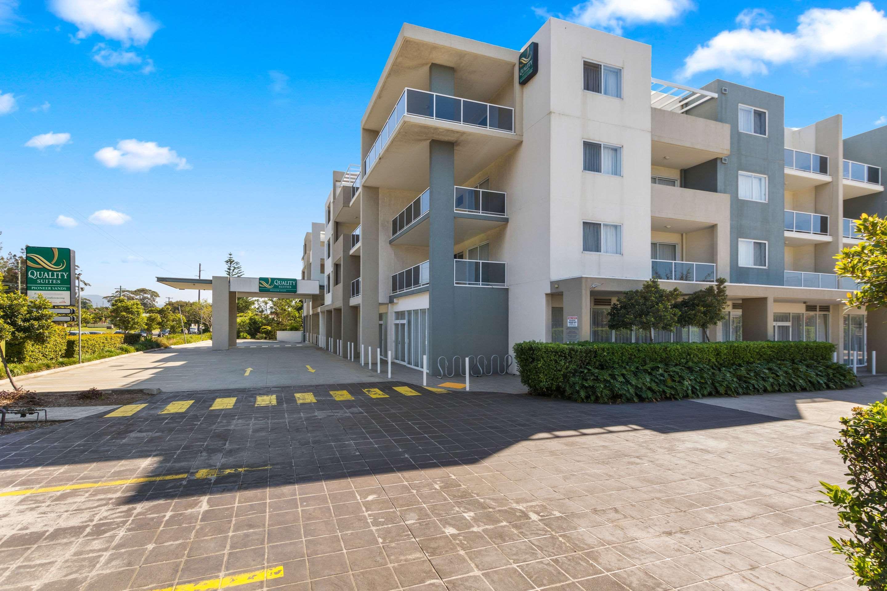Quality Suites Pioneer Sands Wollongong Dış mekan fotoğraf