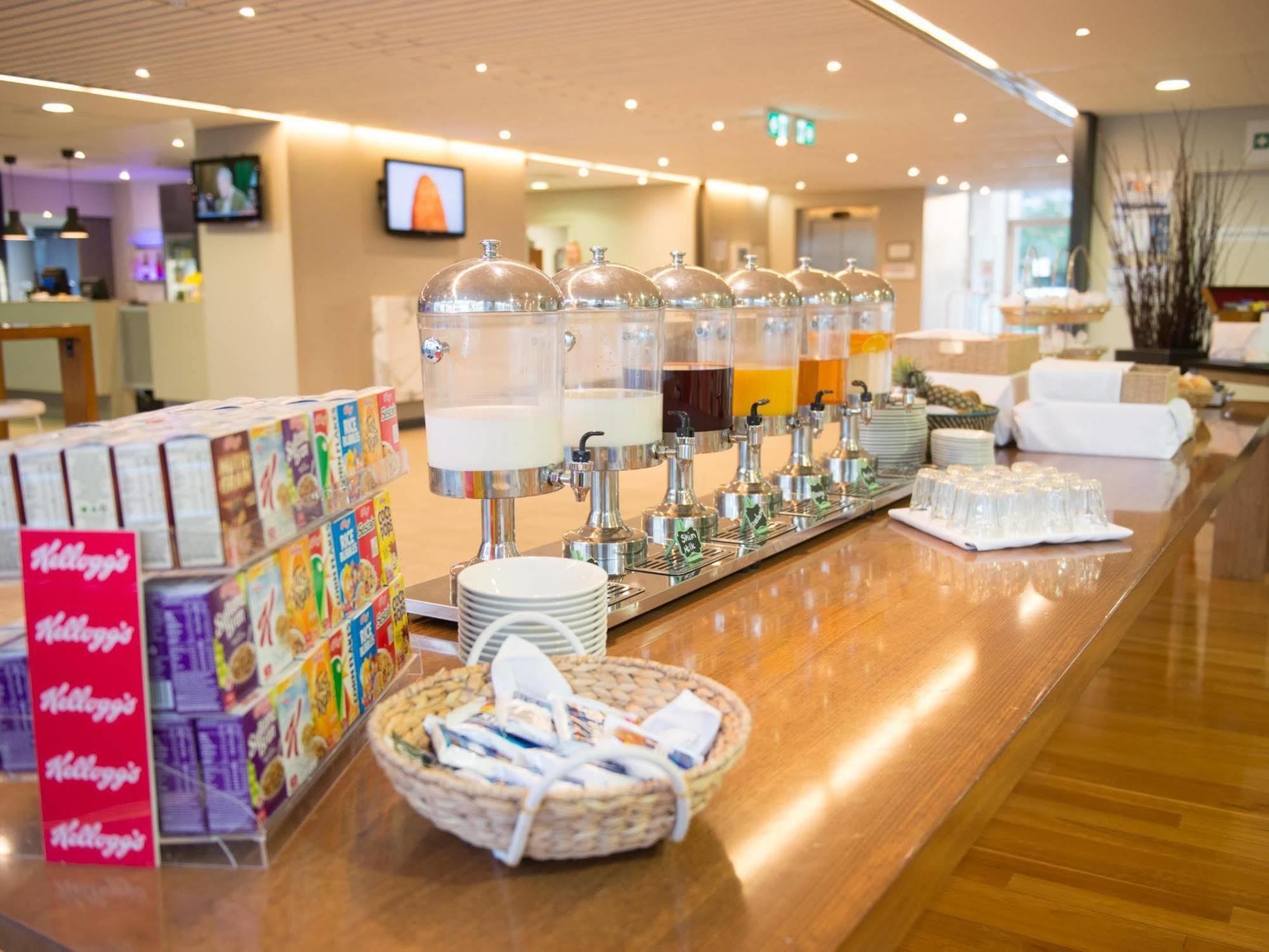 Quality Suites Pioneer Sands Wollongong Dış mekan fotoğraf