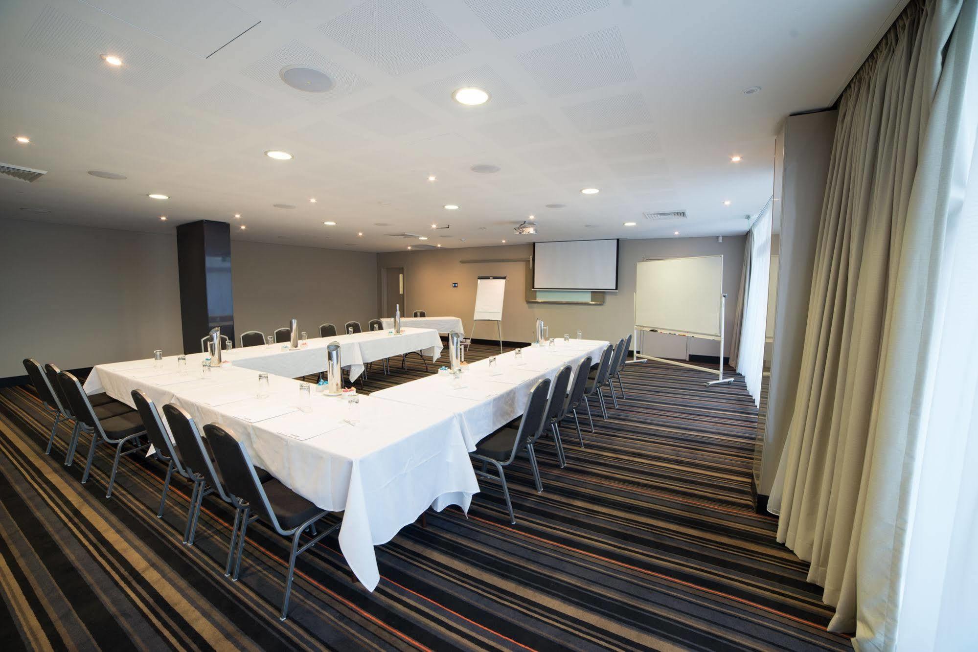 Quality Suites Pioneer Sands Wollongong Dış mekan fotoğraf